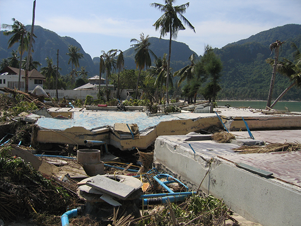 Tsunami Thailand Phi Phi Island 2004